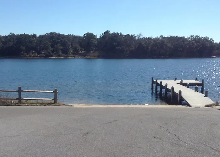 Calypso In East Hill Neighborhood ! Holiday home